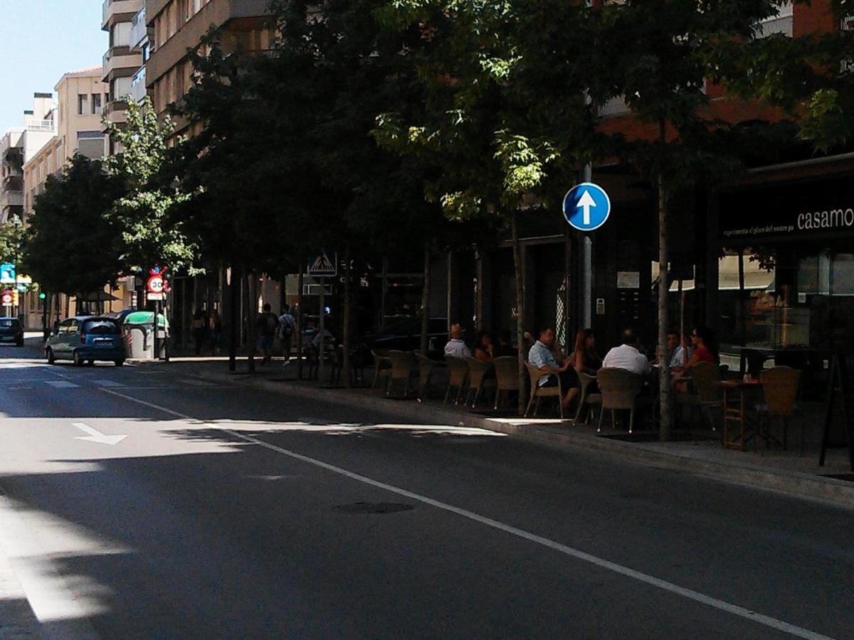 Apartament Margarit Gerona Buitenkant foto